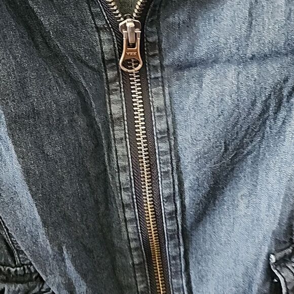 Super cute lightweight jean jacket size 0 - Picture 5 of 6